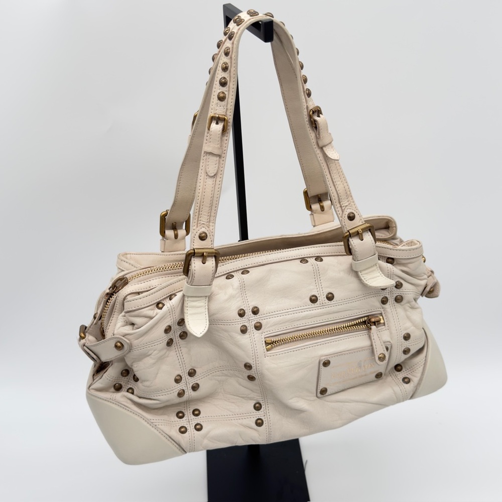 Louis Vuitton Leather bag